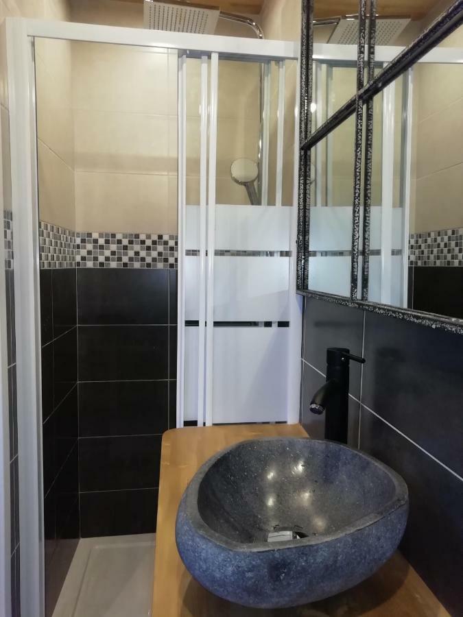 Studio En Duplex Renove Thônes エクステリア 写真